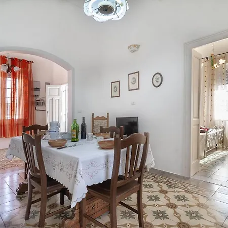 Casa Estilo Espanol ヴィラ マリーナ・ディ・マンカヴェルサ