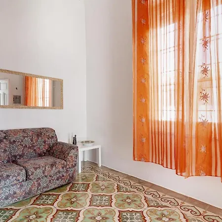 Casa Estilo Espanol * マリーナ・ディ・マンカヴェルサ